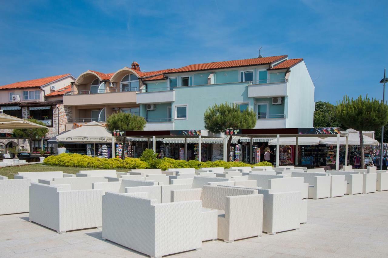 Apartments Riva Medulin Buitenkant foto